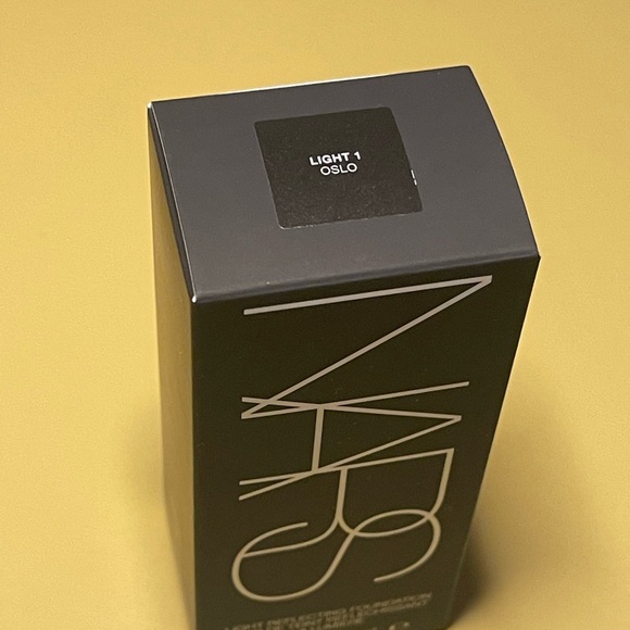 Nars light reflecting foundation oslo new 30ml - Picture 2 of 2